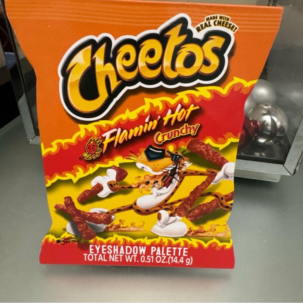 Cheetos Flamin' Hot Crunchy Eyeshadow Palette